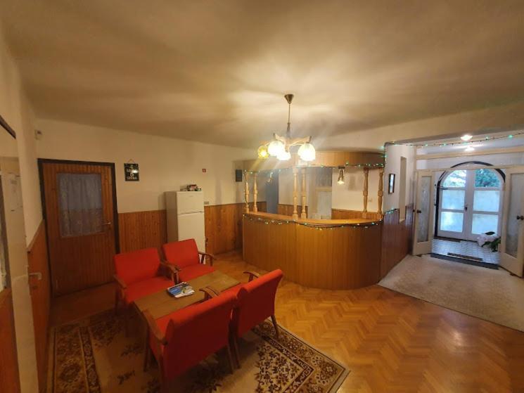 Nosztalgia Villa Mezokovesd Exterior photo